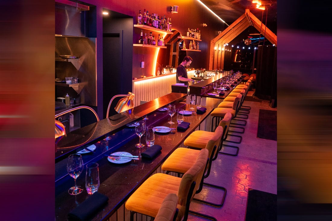 Longueur de comptoir avec sièges au bar